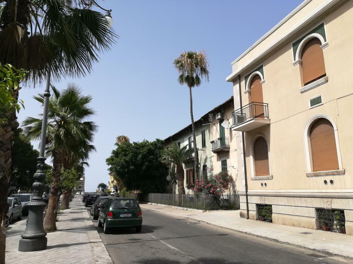 Guest House B&B Via Marina Reggio di Calabria Exterior photo